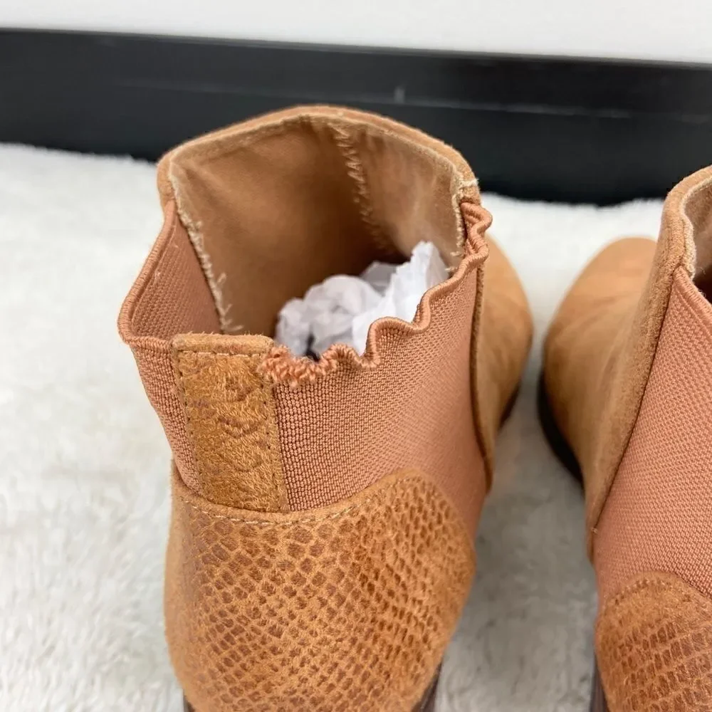 Coconuts by Matisse Suede Leather Booties